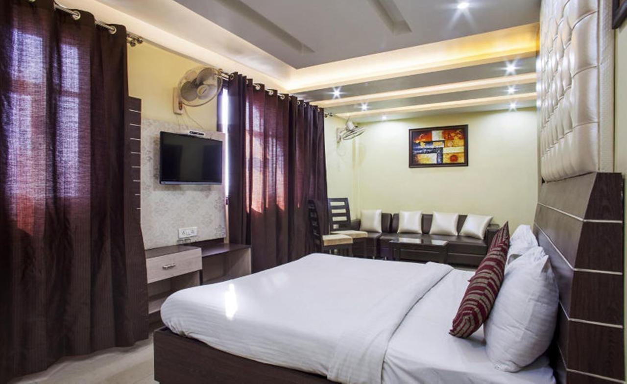 Hotel Mm Yellowuds Amritszár Kültér fotó