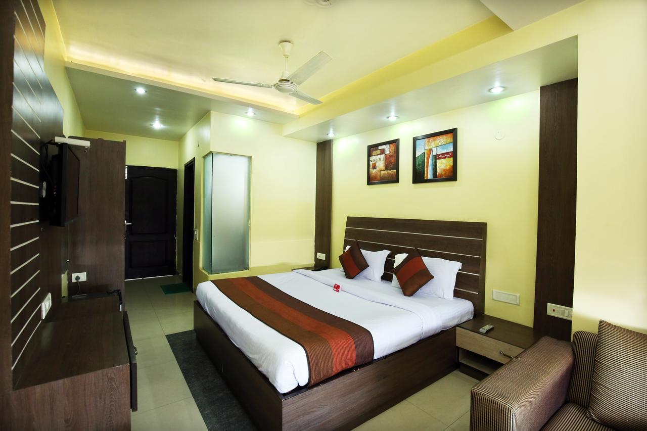 Hotel Mm Yellowuds Amritszár Kültér fotó