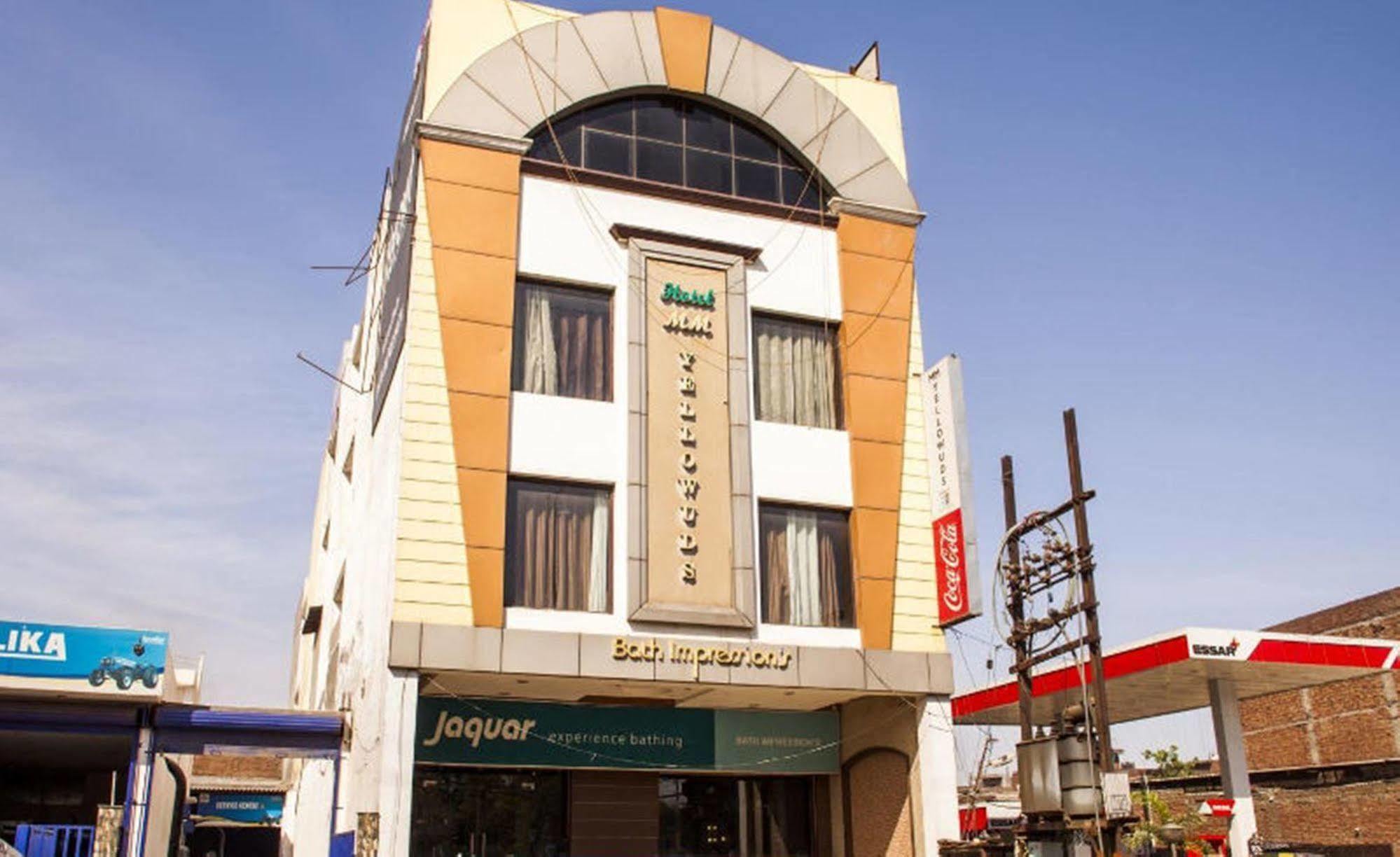Hotel Mm Yellowuds Amritszár Kültér fotó